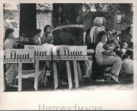 Lenda Middlebrooks holds her niece Savannah Louellen at Rally - Historic Images
