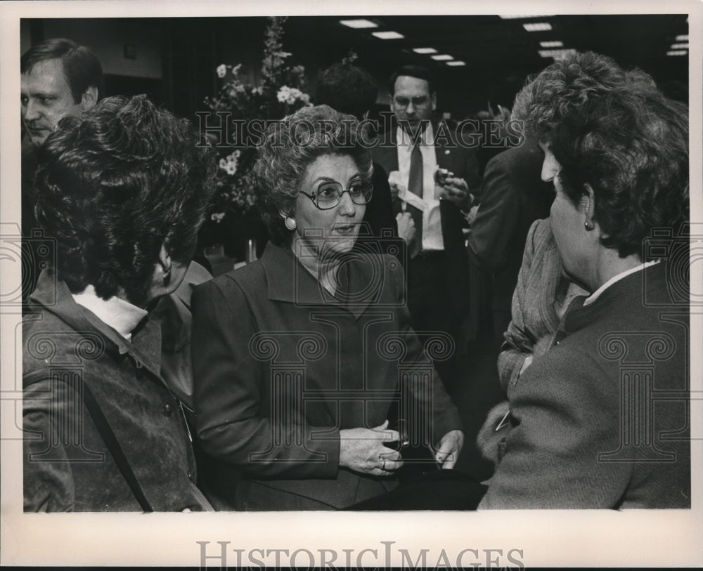 1987 Breakfast with Mrs. Guy Hunt, Wife of Candidate - Historic Images