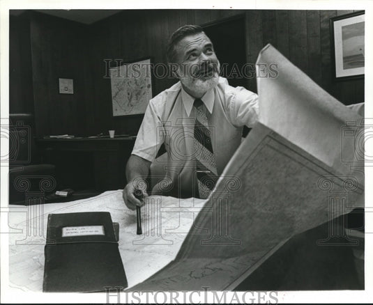 1981, Doctor John (Jack) Hunt, Superintendent of Jefferson County - Historic Images