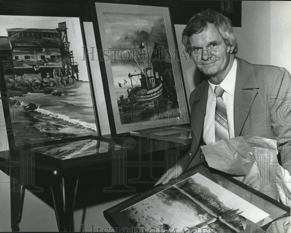 1981, Hollis Hyde, Jefferson County Schools, with Students Paintings - Historic Images