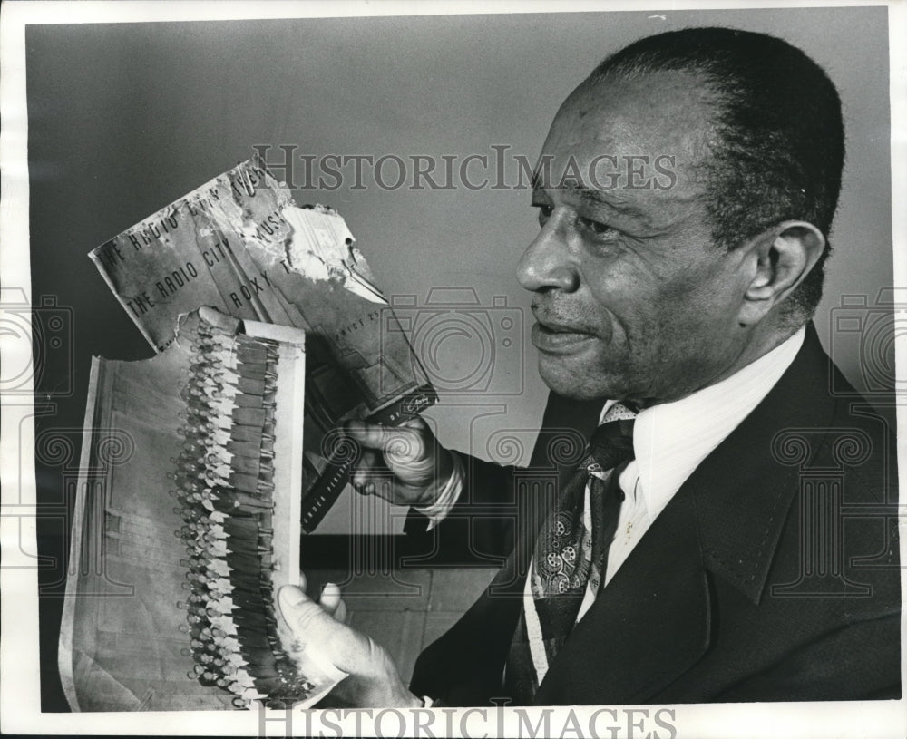 1978 Press Photo Thomas L. Hurt, retired from Birmingham City Schools - Historic Images