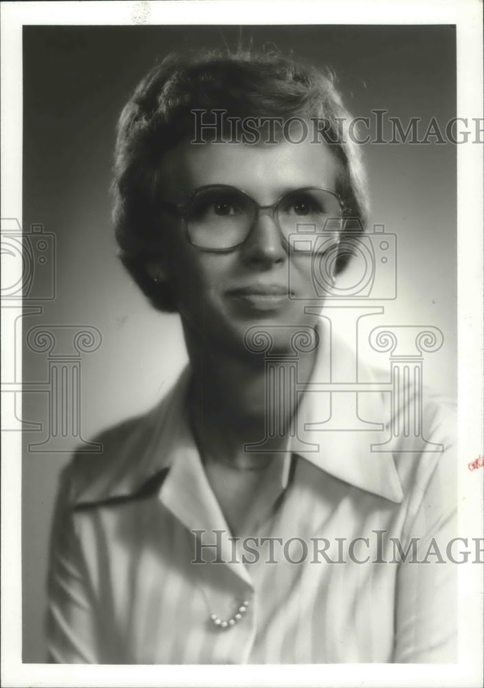 1979 Elaine Kelley of City National Bank - Historic Images