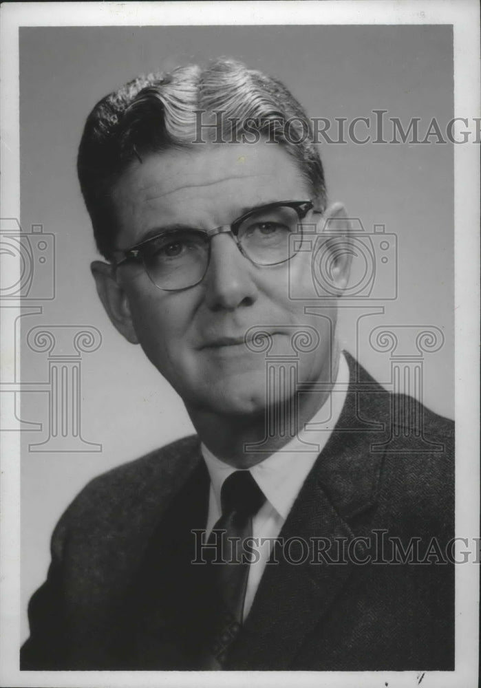 1968 Press Photo E. Davis Long, Alabama Power Company - abna33566 - Historic Images