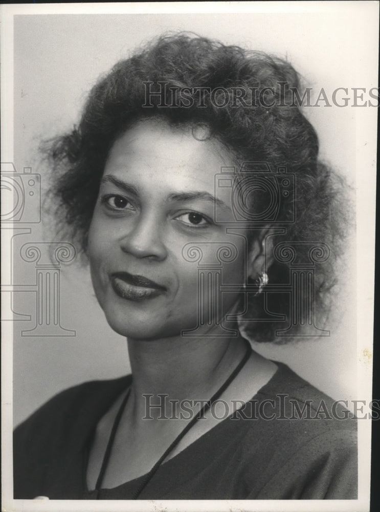 1990 Olivia Moore Johnson of Just a Chat - Historic Images