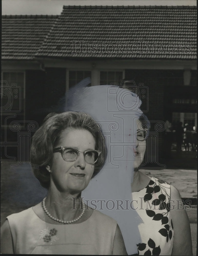 1968 Press Photo Miss Dorothy Y. Weiss, Superintendent and Mrs. Hayden Filip - Historic Images