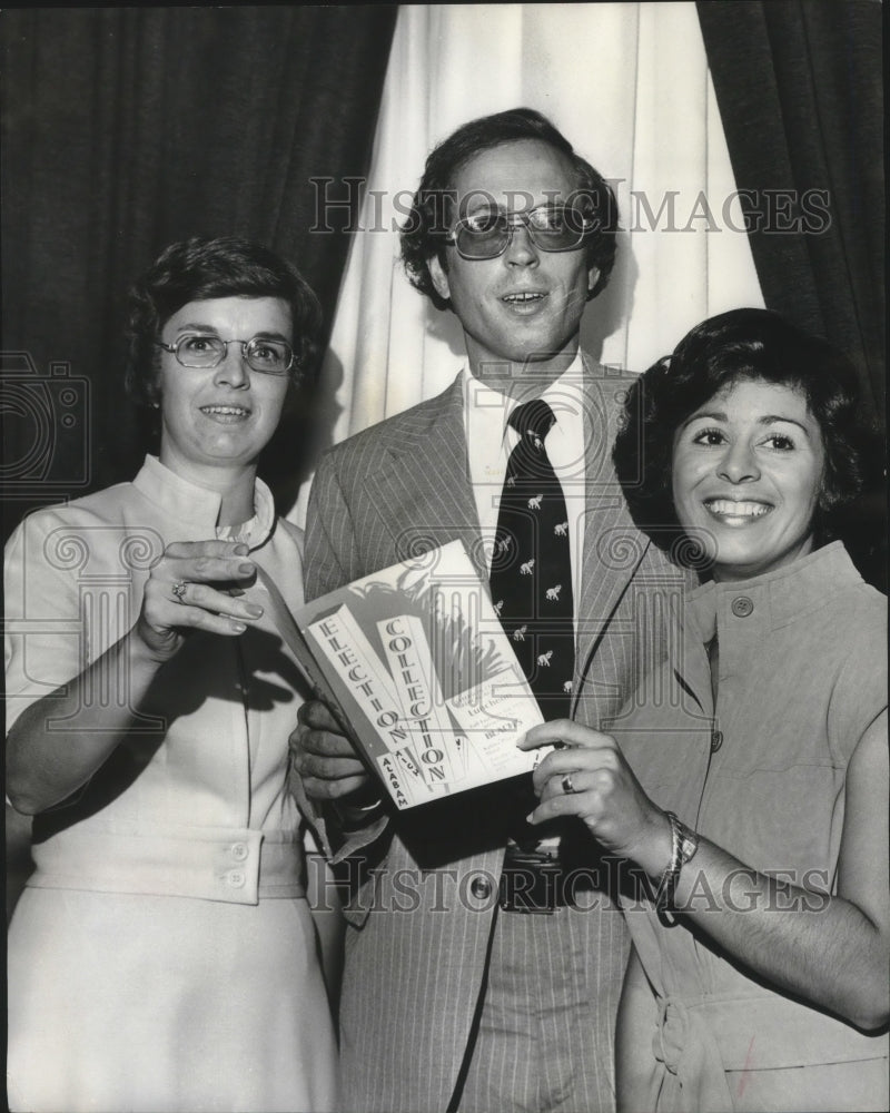 1976, Republican state chairman Edgar Welden with Others at Luncheon - Historic Images