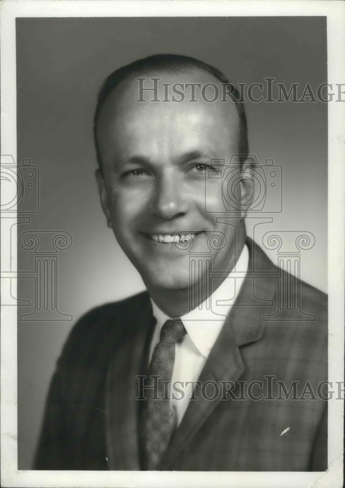 1969 Press Photo Hilton D. Logan, President, Style-Mar, Rockwin Corporation - Historic Images