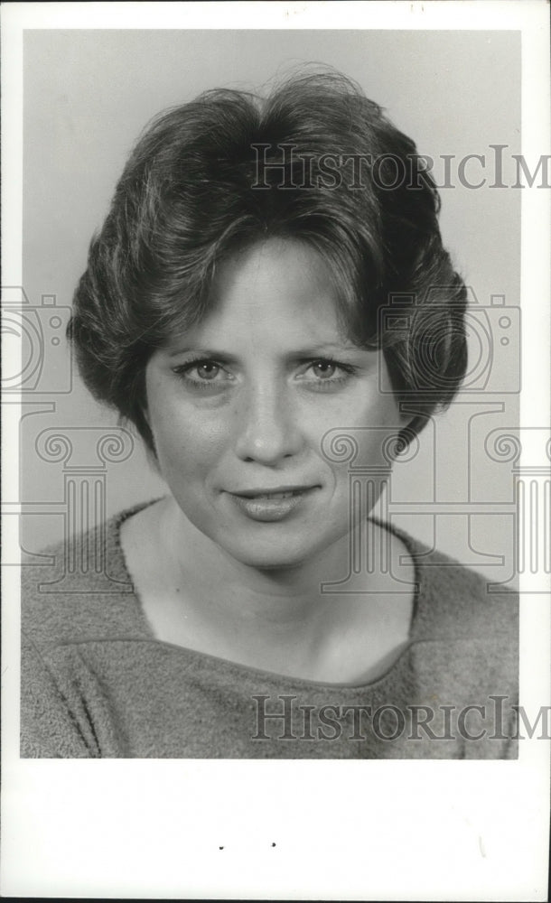 1980 Linda Lollar, Candidate of Morris City Council - Historic Images