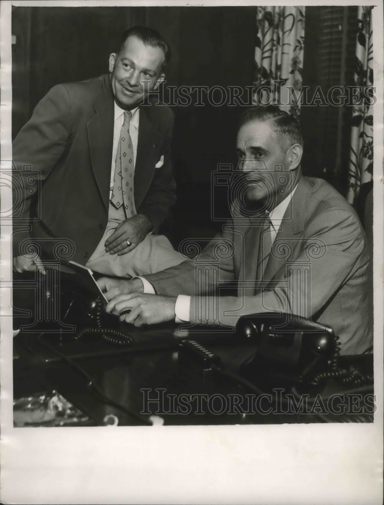 1953, R. E. (Bob) Lindbergh and J. T. (Jabo) Waggoner, Politics - Historic Images