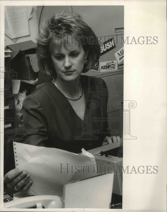 1988 Jenny Burleson of Channel 13, at work at WVTM - Historic Images