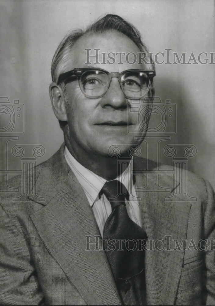 1975 Press Photo Ehney Addison Camp, Jr. - Historic Images