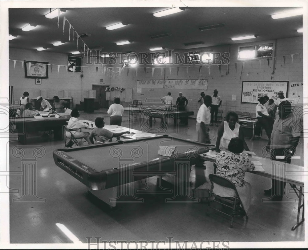 1986 Citizens of Bessemer, Alabama Voting - Historic Images