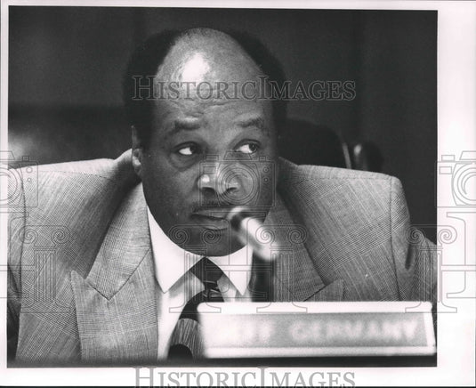 1991 Jefferson County Commissioner Jeff Germany Speaking - Historic Images
