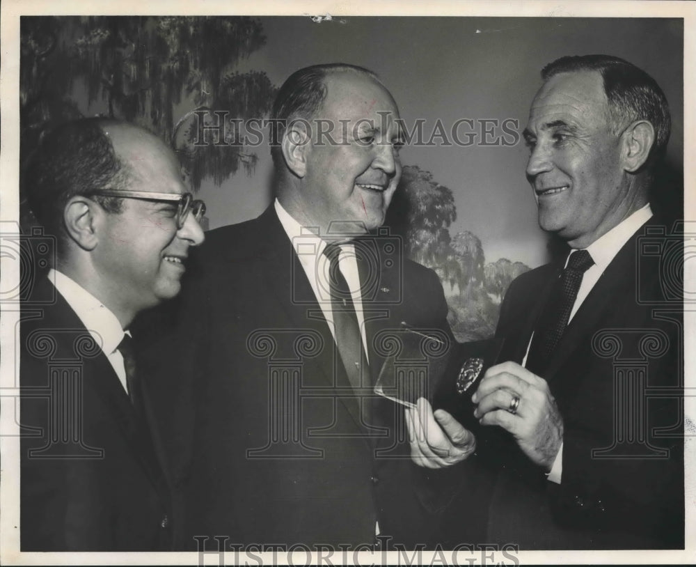 1968 Press Photo T.O. Vincent, Birmingham City Detective, Retiring - abna34029 - Historic Images