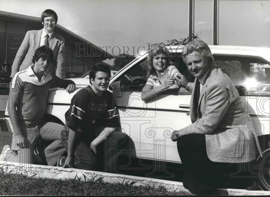 1980 Richard Kelly of Chevrolet Dealership and New Car Owner-Historic Images