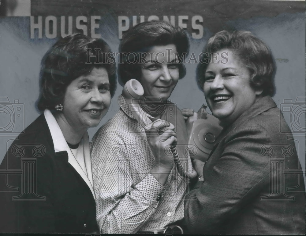 1966 Press Photo Business and Professional Women of District V Members at Meet - Historic Images