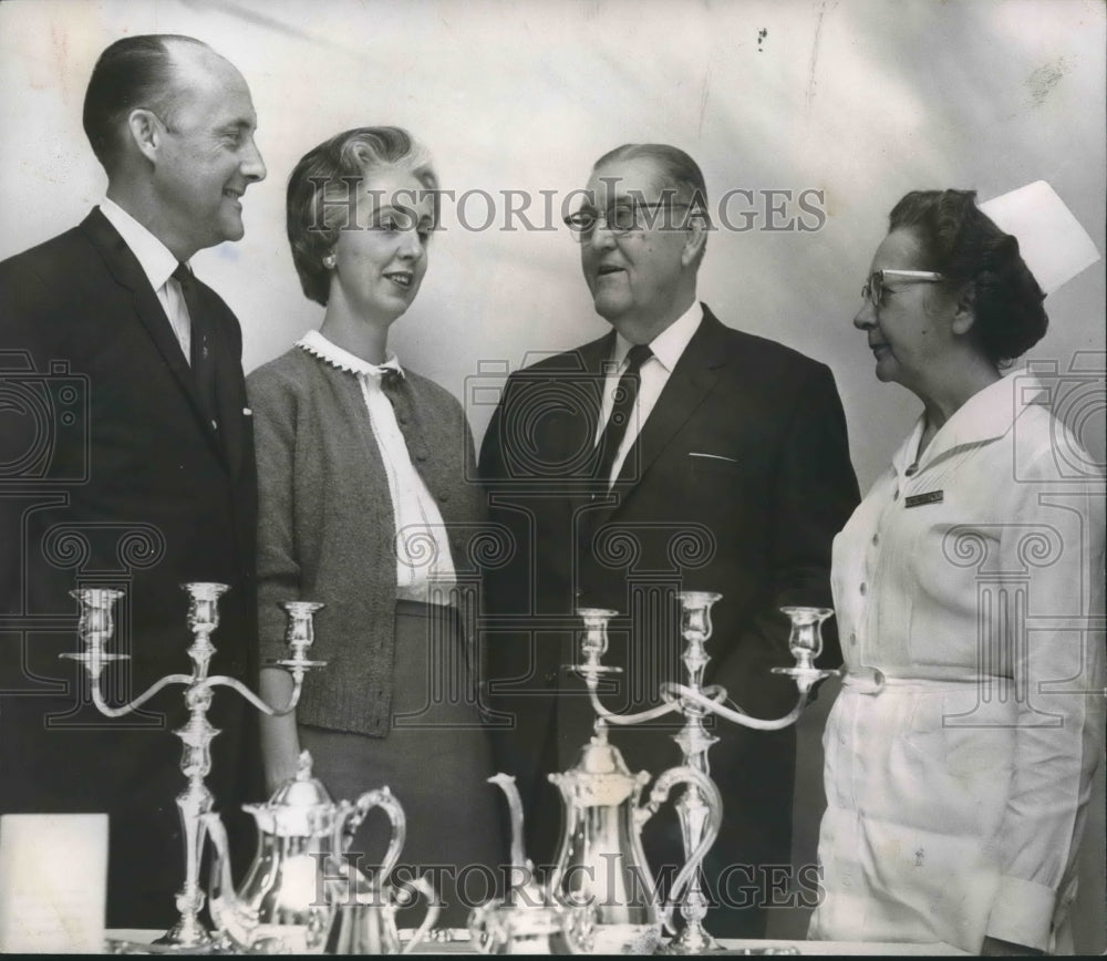 1965 Press Photo Millard Johnson and Wife, Hospital Administrator with Others - Historic Images