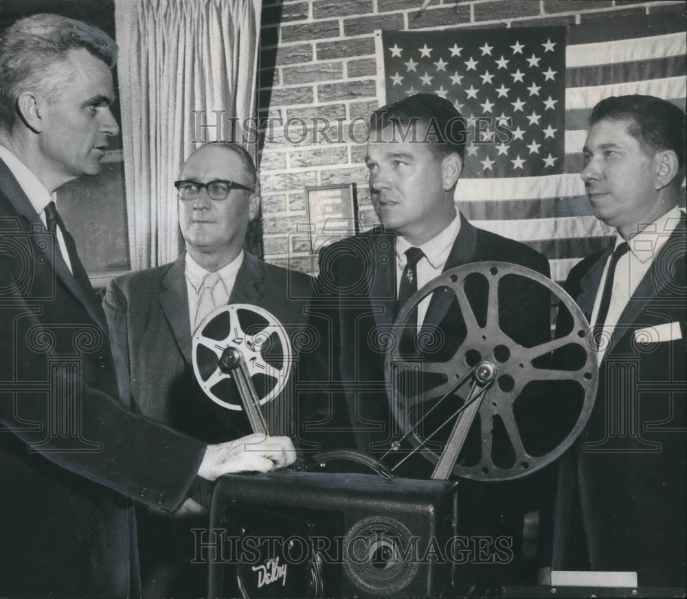 1962, Republican Hopeful Stewart Welch, Jr. Addresses Alabama Chamber - Historic Images