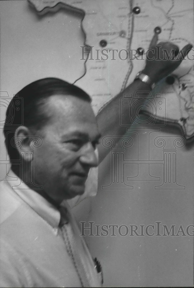 1967 Press Photo Chandler James, United States Aid Expert in Laos - abna34406 - Historic Images