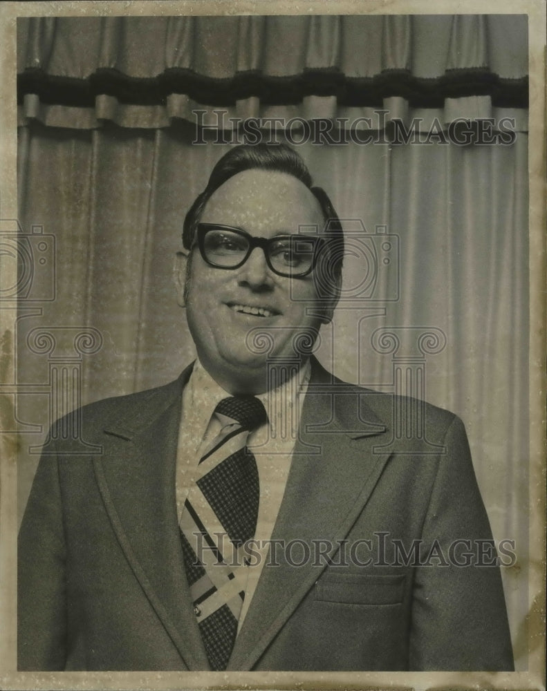 1975, Dr. Dan Ireland, Alabama Baptist State Convention President - Historic Images