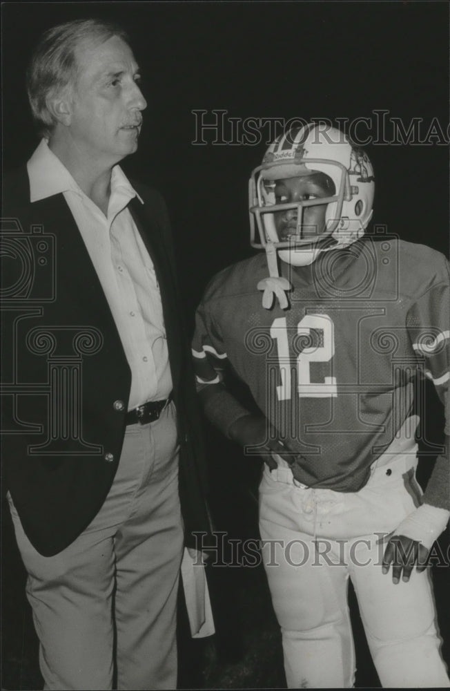 1981 Press Photo Homewood High - Dan Calloway, Football Coach, and Vic Pettus- Historic Images