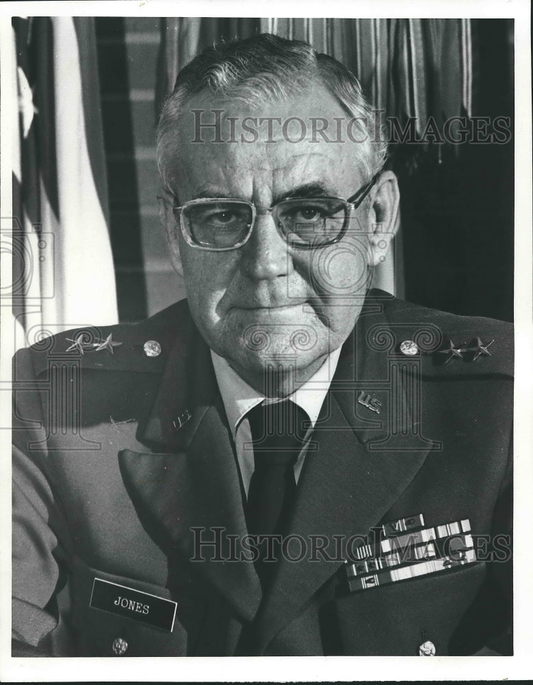 1977, Major General John D. Jones of Army Reserve - abna34579 - Historic Images