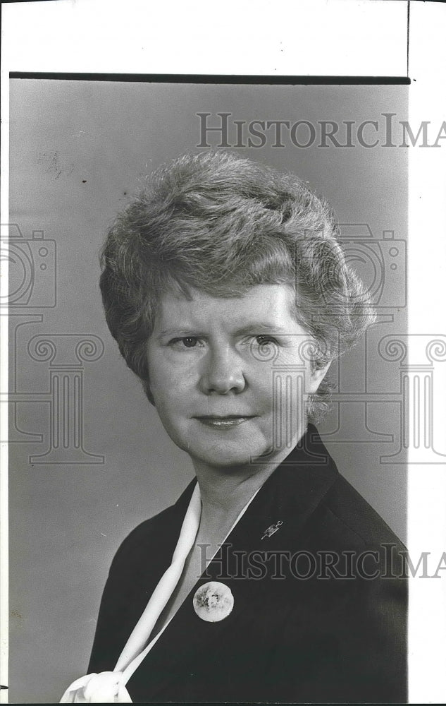 1982, Pat Donalson of Birmingham Club of Business/Professional Women - Historic Images