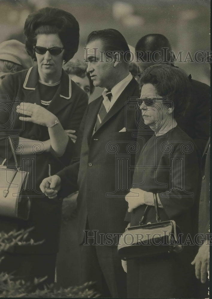 1968 Press Photo George C. Wallace, Former Alabama Governor with Others - Historic Images