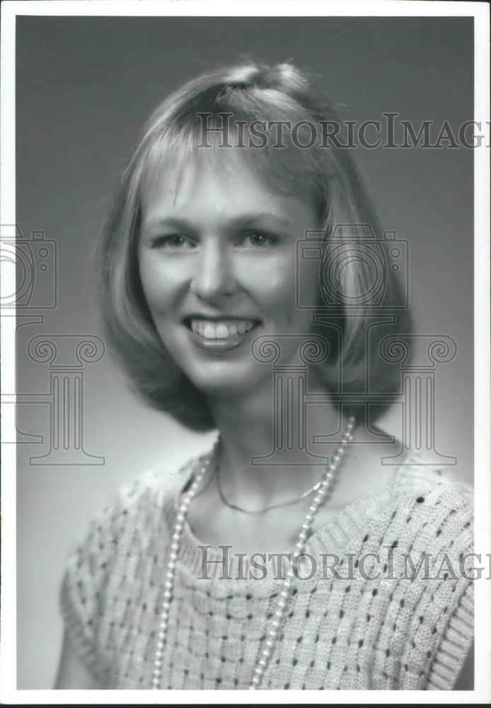 1985 Catherine L. Jones, First Alabama Bank Real Estate Loan Officer - Historic Images