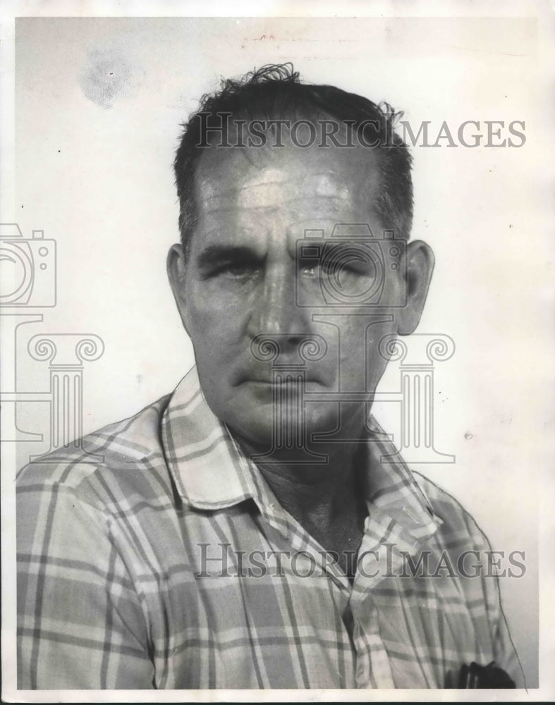 1970 James Gray, Fultondale, Alabama Veteran of World War II - Historic Images