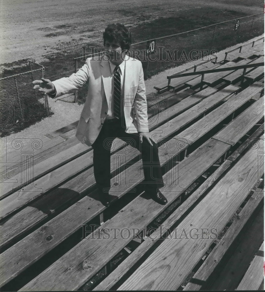 1980 Doctor Lee Hartsell, Educator, on Stadium Seating - Historic Images