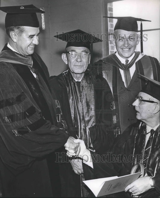 1965 Press Photo Doctor Champ Lyons and Doctor Tinsley R. Harrison at Graduation - Historic Images