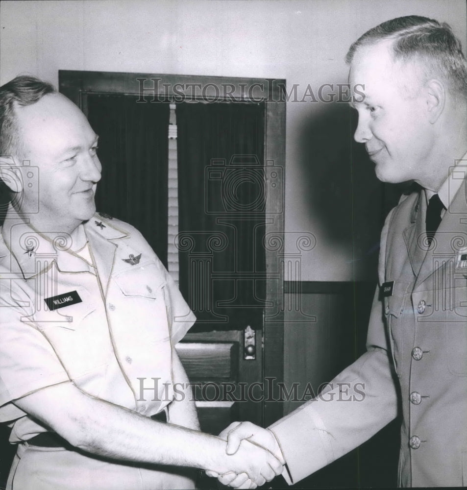 1963 Press Photo Brigadier General Henry V. Graham, General Robert R. Williams - Historic Images