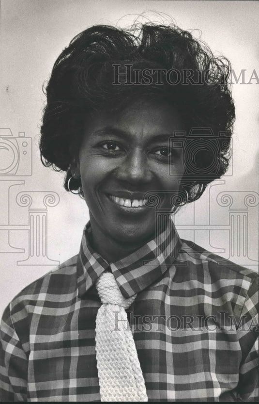 1983 Mary Alice Jones, Arlington, Alabama Aide - Historic Images
