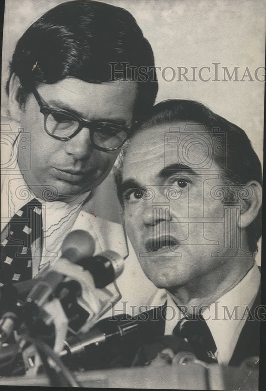 1972, Question fielded to George Wallace, Presidential Candidate - Historic Images