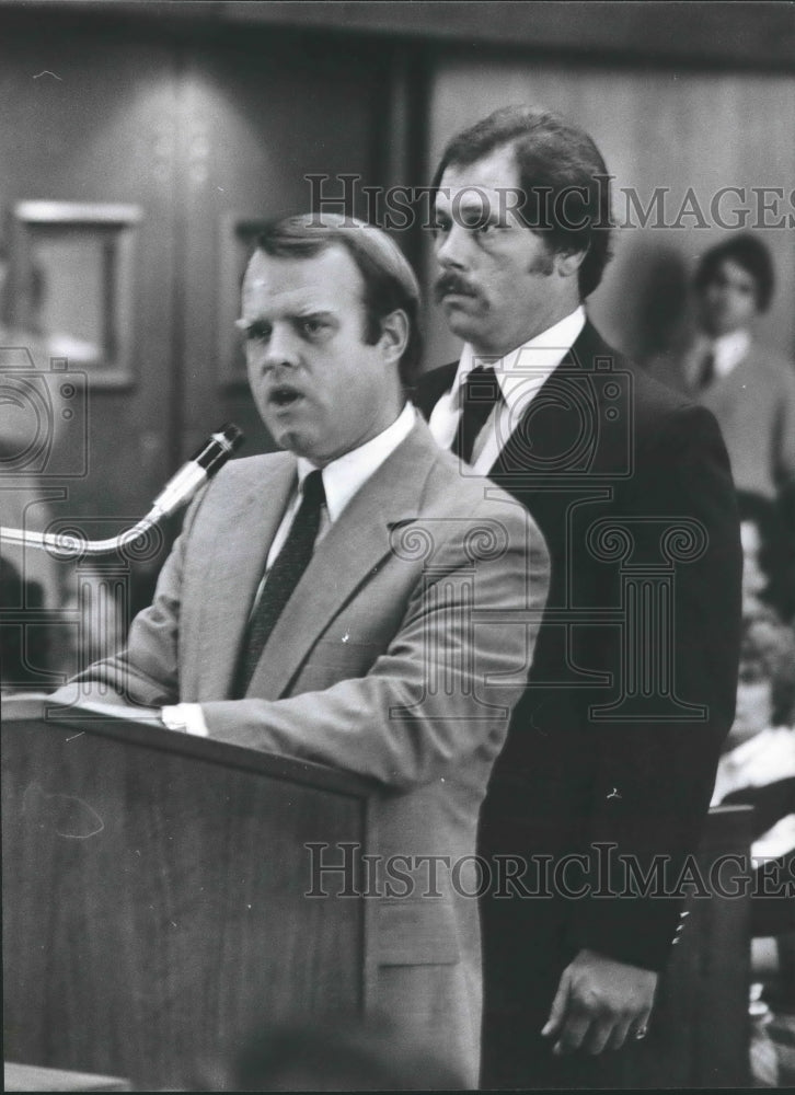 1982 Attorney Art Hanes Jr and John Gallant, Charles Place - Historic Images