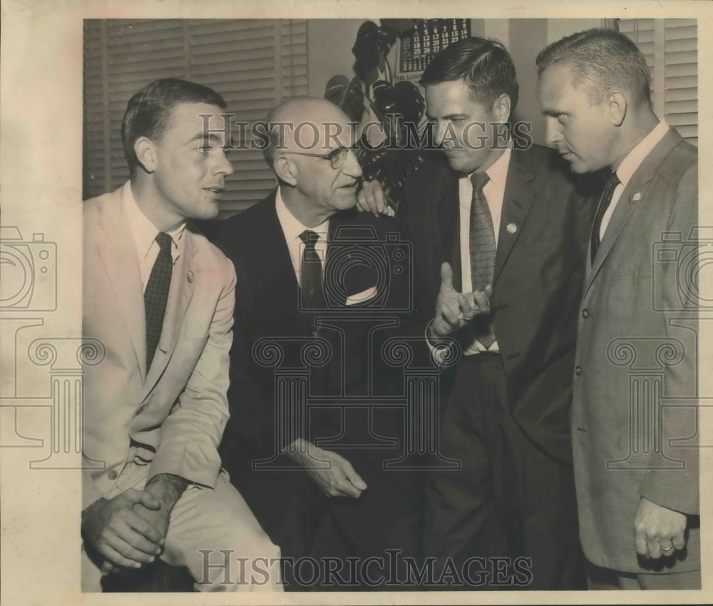 1960 Press Photo John Grenier, Claude O. Vardaman, Others plan for Nixon Day - Historic Images