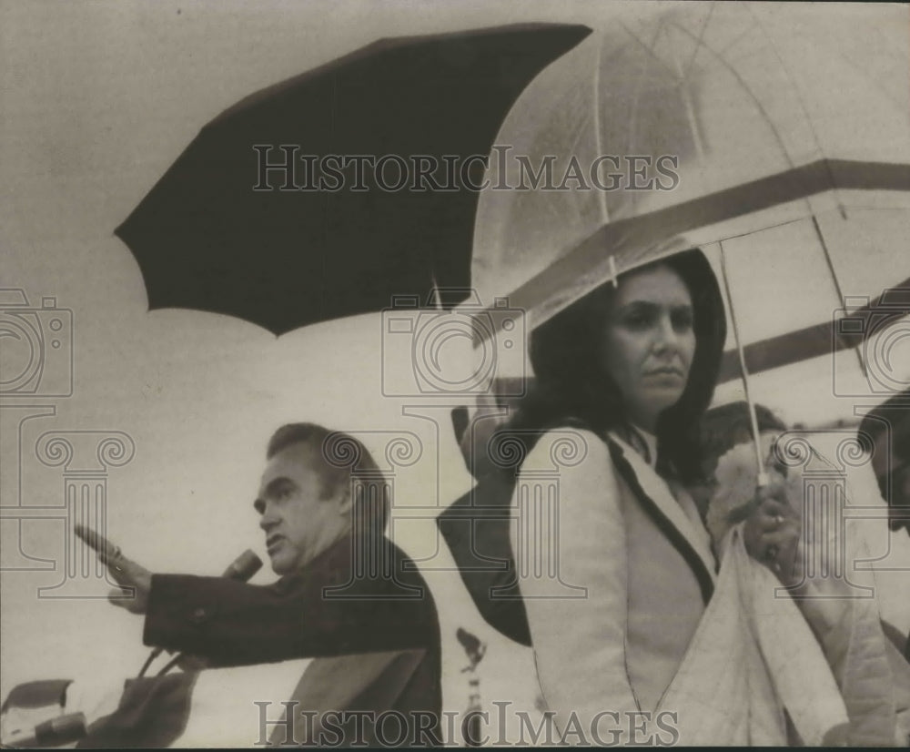 1972, Governor Wallace, candidate for president with wife in Michigan - Historic Images