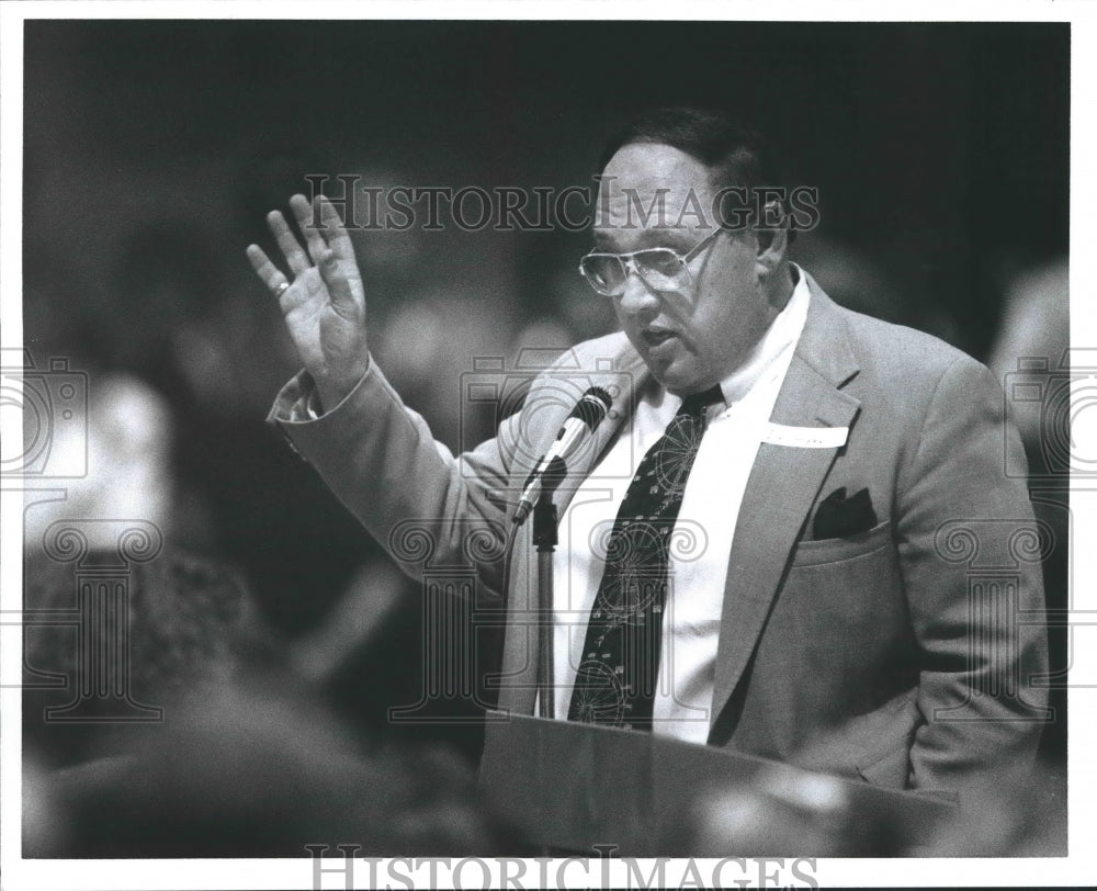 1992, Jefferson County Board Member Jim Hicks speaking at rally, AL - Historic Images