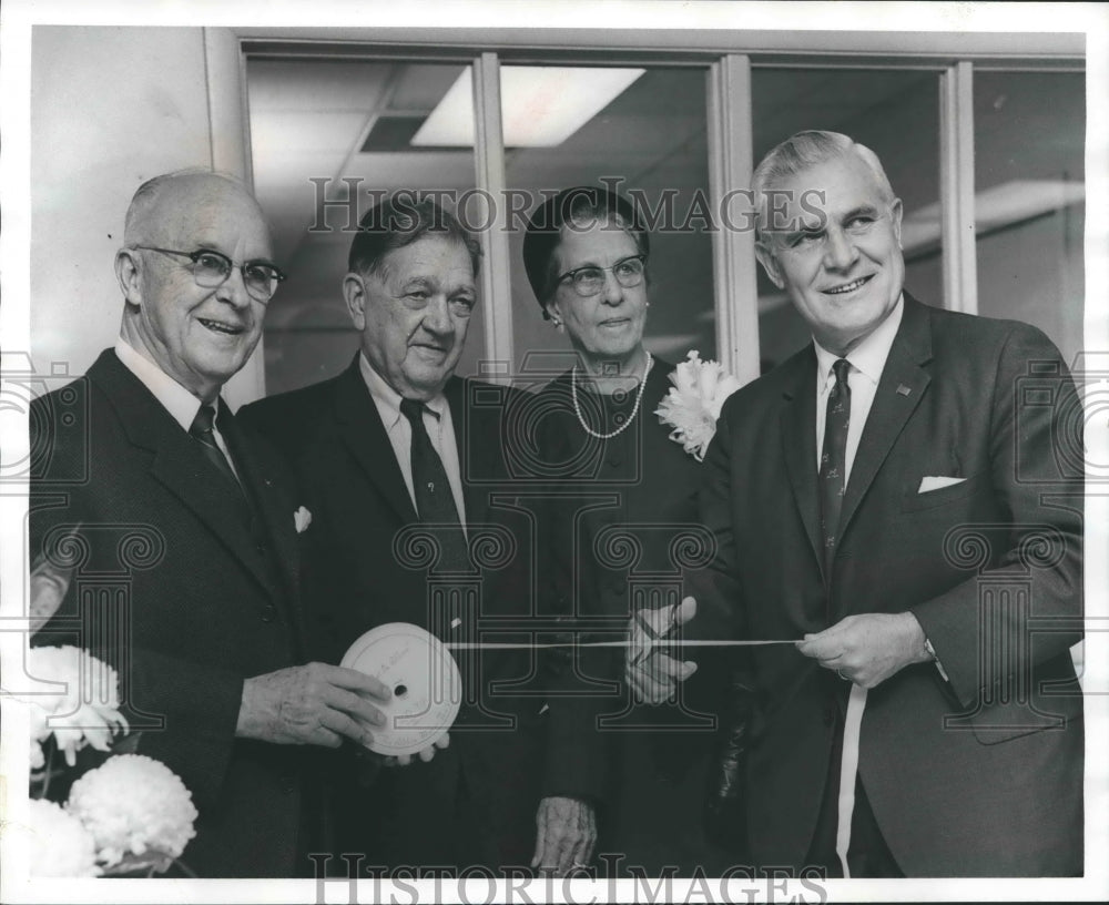 1968 Press Photo Florence Harris, Russell B. Harris Public Housing Dedication - Historic Images