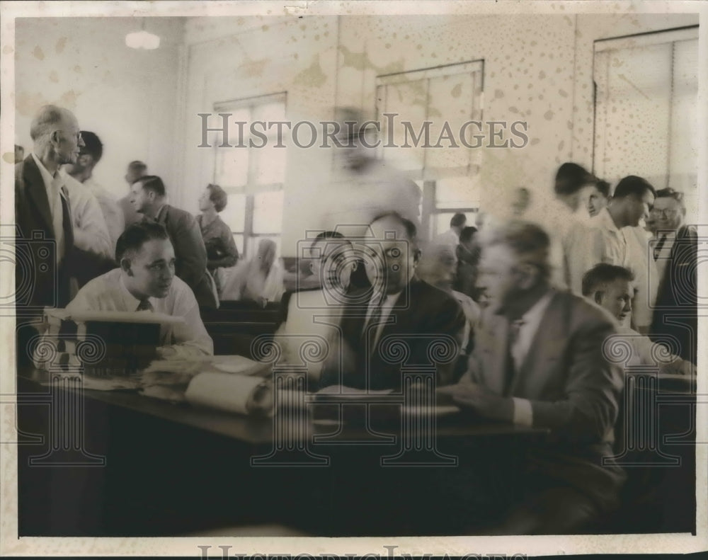 1954 H.C. Harden & attorneys, V. Cecil Curtis, Bob Gwin & Rod Beddow - Historic Images