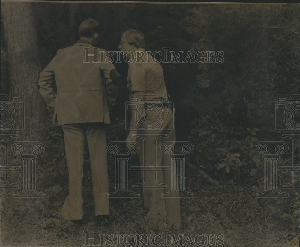 1977, Coroner C.C. Robey, Ed Burdett, Nigel Harlan, Murder Victim - Historic Images