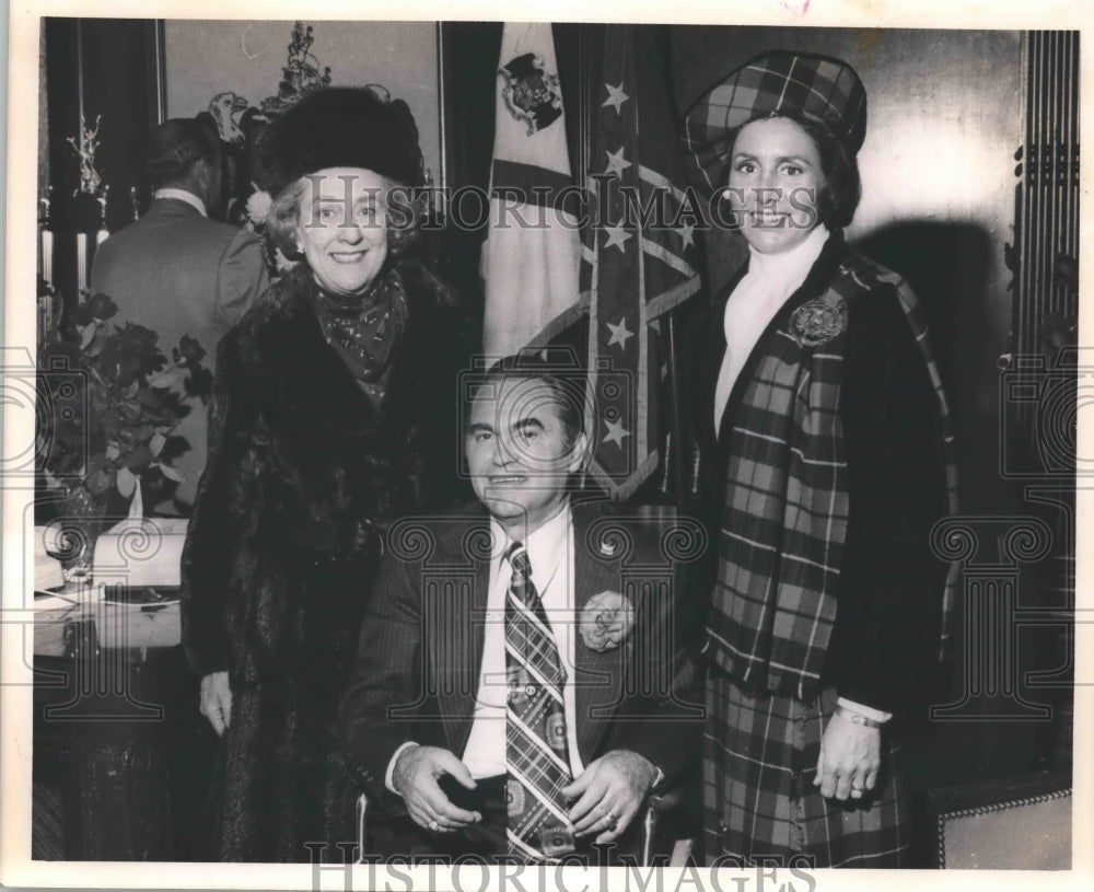 1975, Mr. &amp; Mrs. George Wallace, Alabama governor &amp; Ruth Johnson - Historic Images