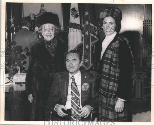 1975, Mr. & Mrs. George Wallace, Alabama governor & Ruth Johnson - Historic Images