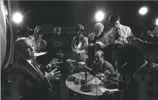 1984 Governor Wallace press conference at Japan rally, Alabama - Historic Images