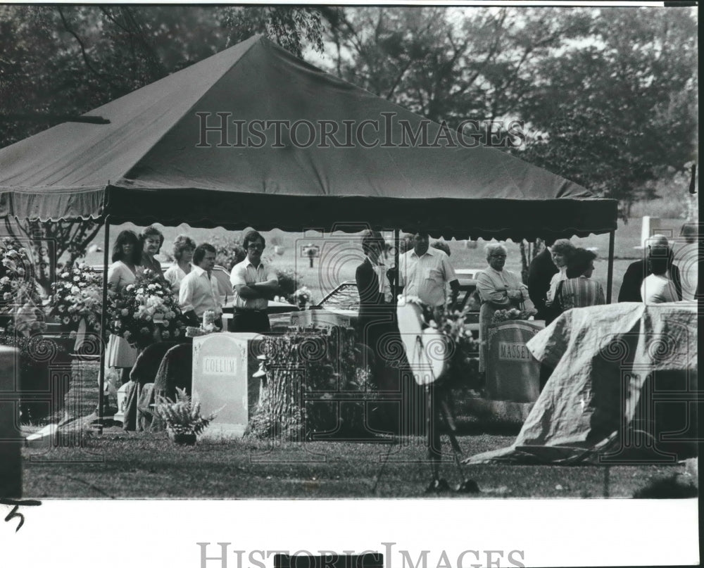 1982, Mourners at funeral for Terri Sharee Jones in Bessemer - Historic Images