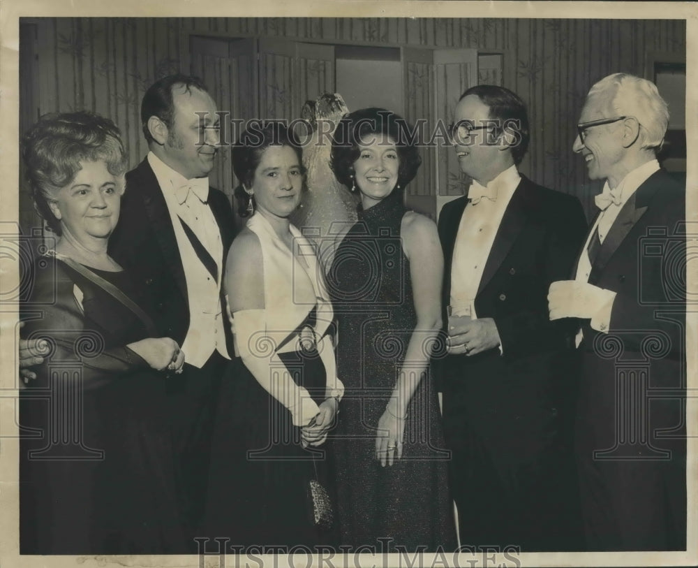 1973, Members of the Branchwater Hunt Club at Vestavia Country Club - Historic Images