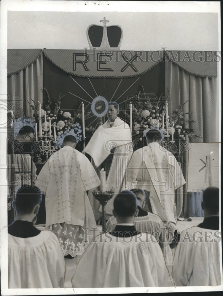 1952 Press Photo Retired Reverend Abbot Bede Luibel at Rickwood Field Service - Historic Images