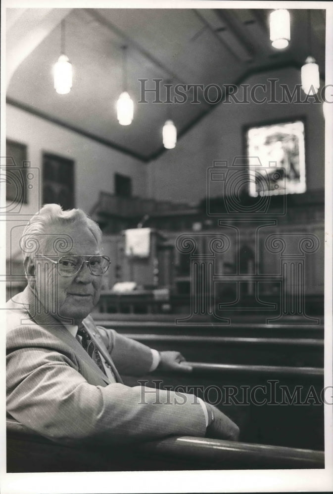 1990 M. J. McElhaney of Ensley Highlands United Methodist Church - Historic Images