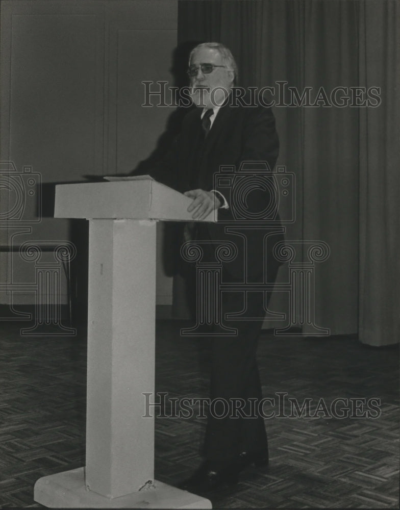 1983 Educator Doctor Grady McWhiney - Historic Images